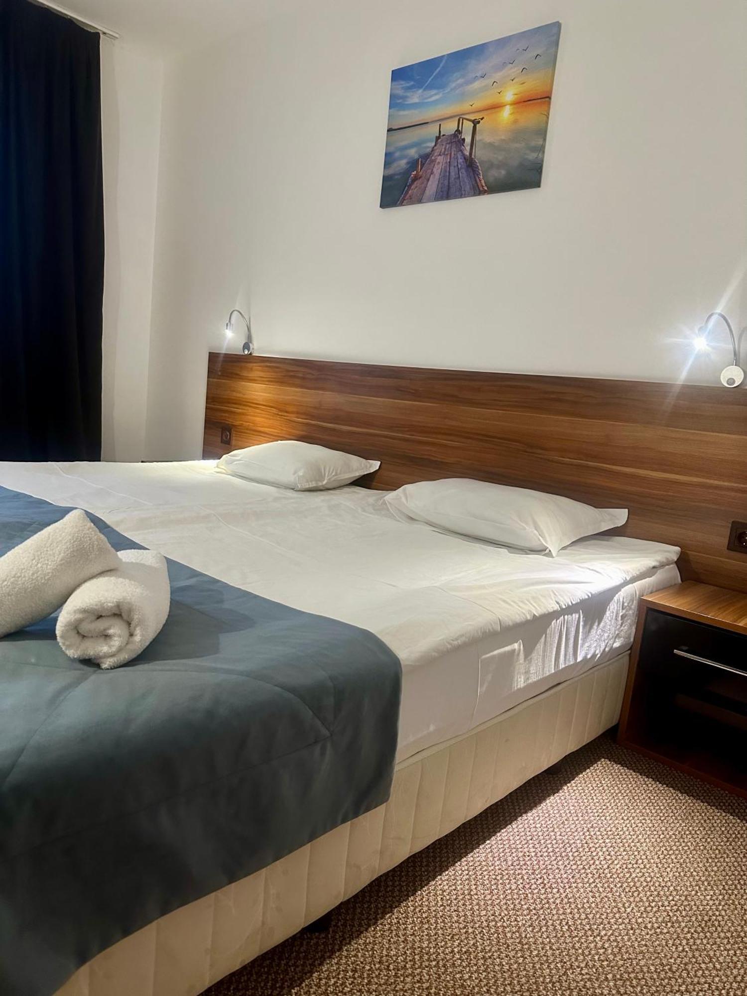 Brilliance Hotel Varna Exterior photo