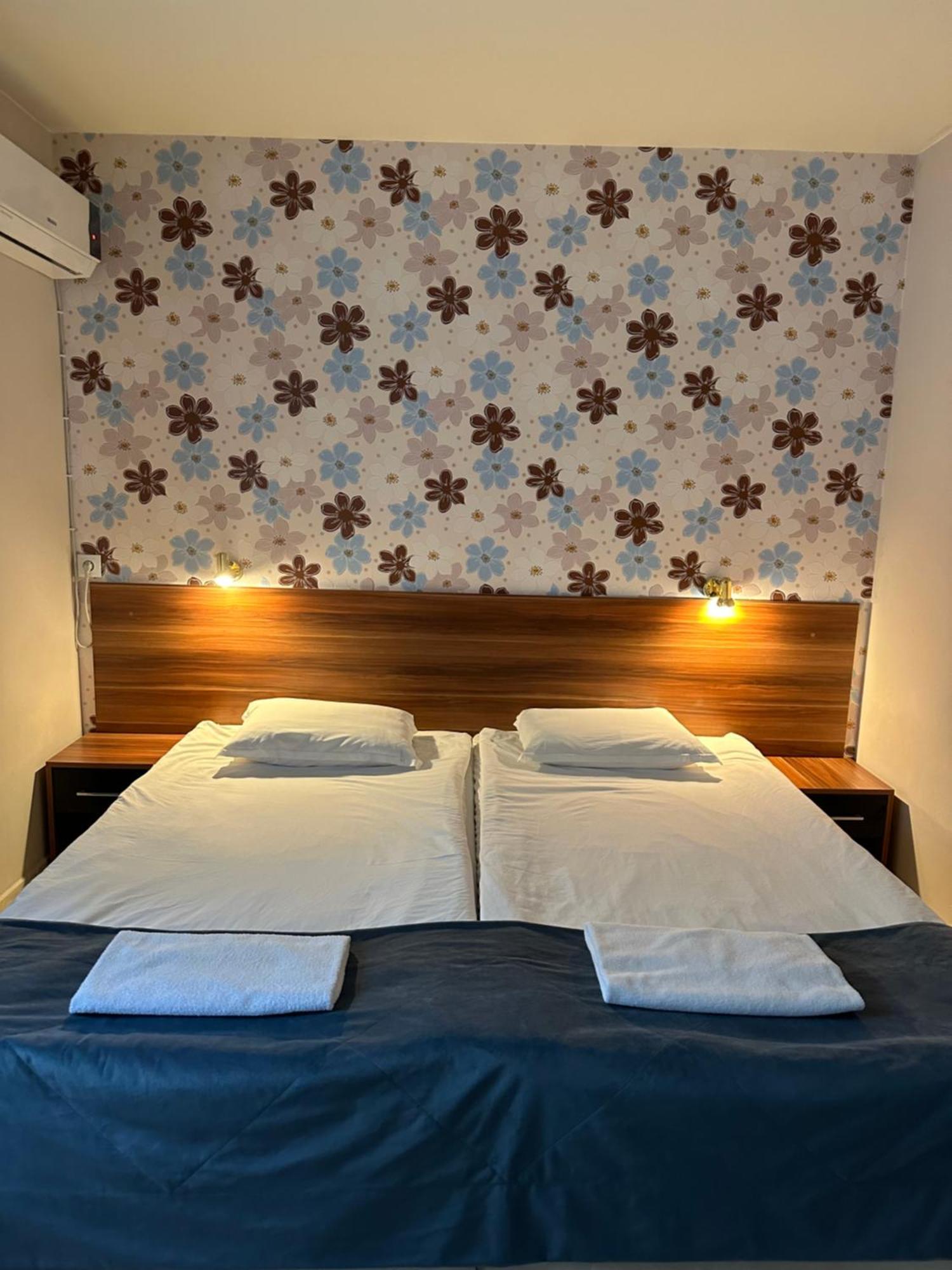 Brilliance Hotel Varna Exterior photo